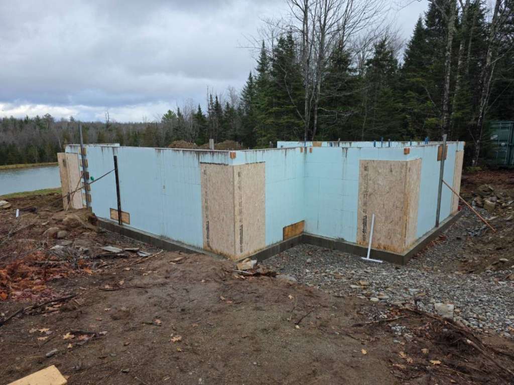 Insulated foundation walls winter construction phillips maine
